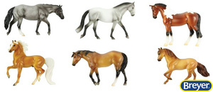 B-SM-10047 Horse Foal Surprise