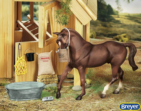 2486 Zestaw stajenny do karmienia koni Breyer