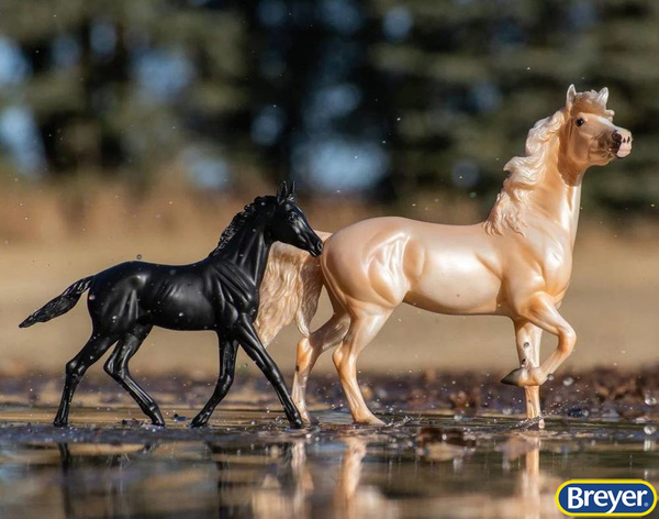 1840 Breyer Traditional Encore i Tor