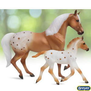 62224 Effortless Grace Horse & Foal Set
