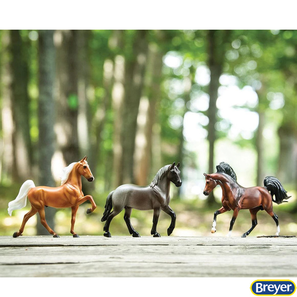 1055 Palomino Saddlebred