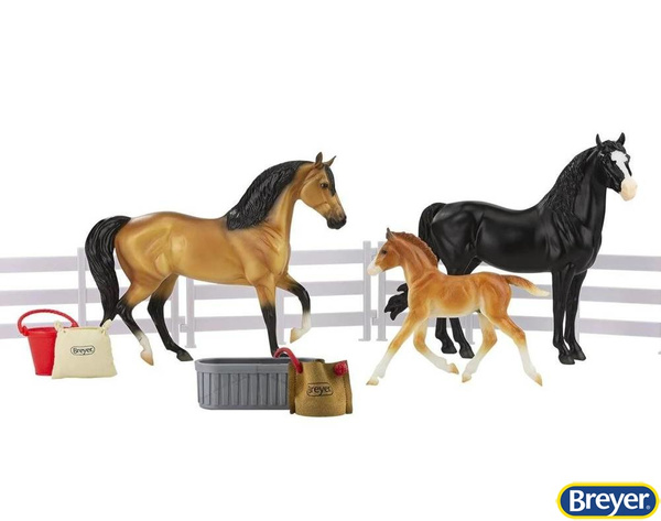5490 Breyer Freedom Series Spanish Mustang Family